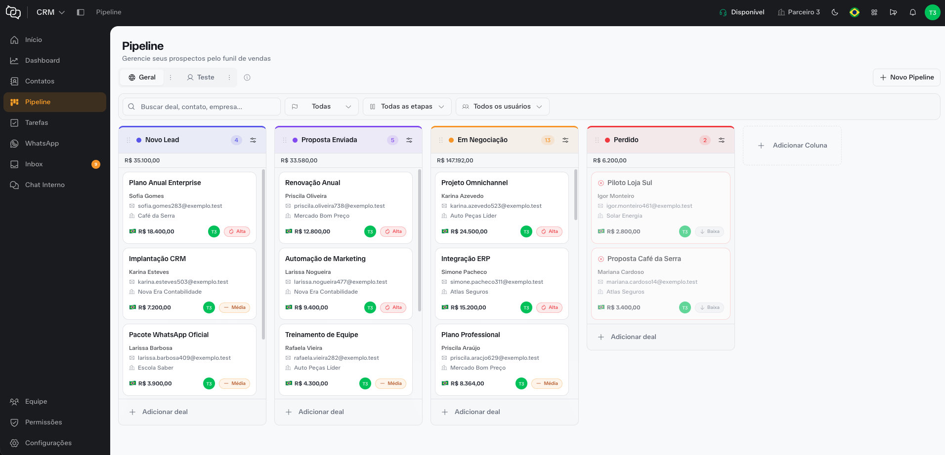 Pipeline de vendas do DeepLead: negócios organizados por etapa em um kanban